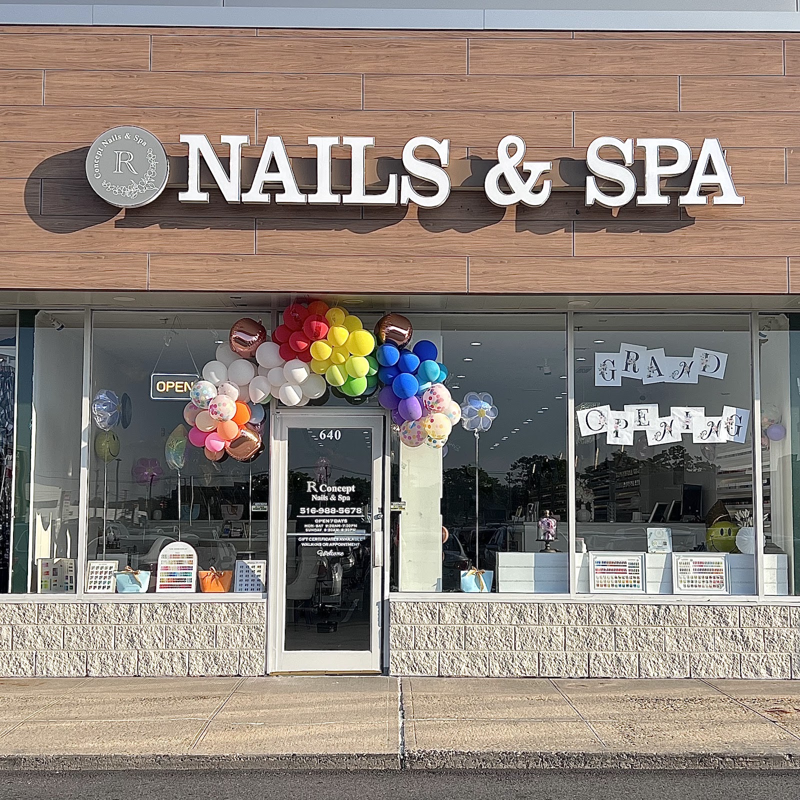 R Concept Nails & Spa nail photo 1